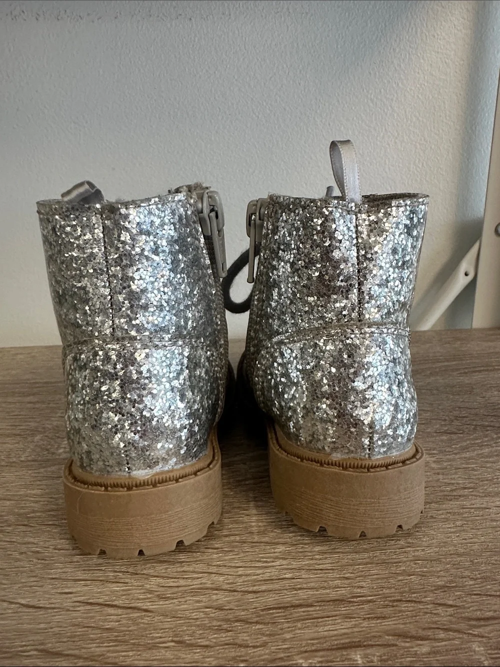 Old Navy Silver Glitter Ankle combat Boot 6